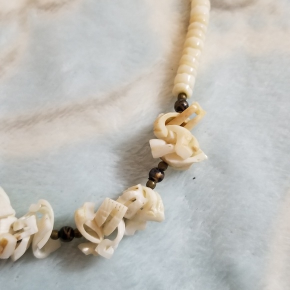 🎁 Free With Purchase - Picture 2 of 3